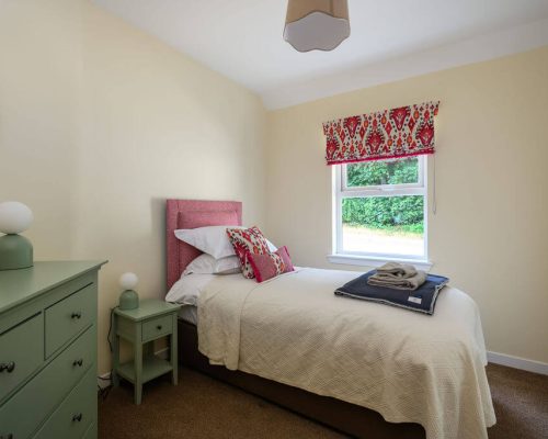 HiltonBnBs60 - top cottage 26